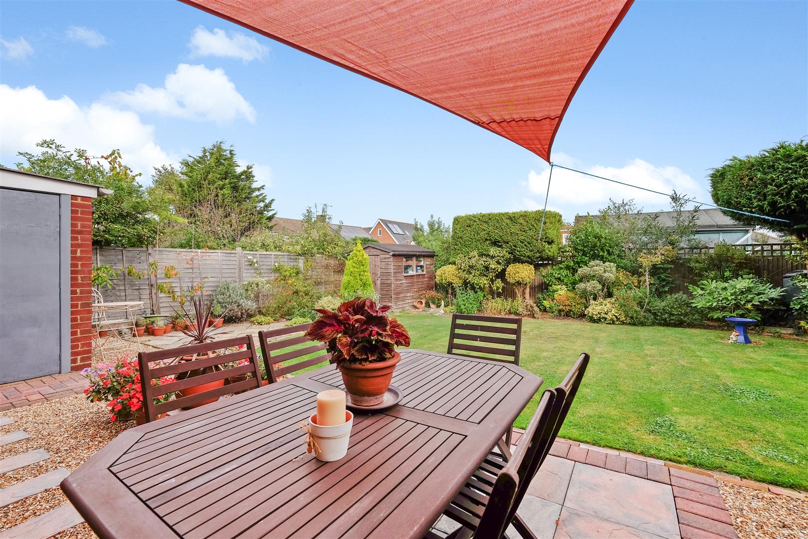 2 Bed, 1 Bath Property For Sale in Genesta Avenue, CT5 4DQ